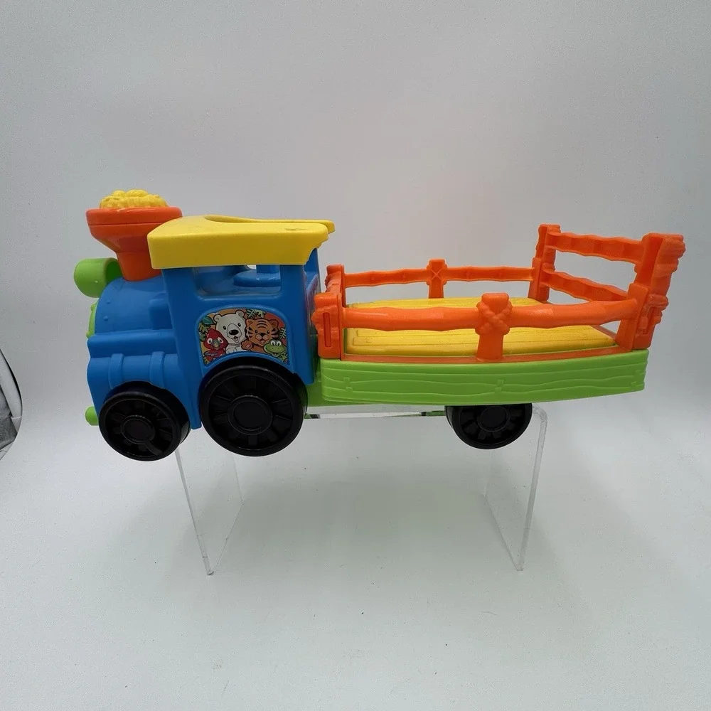Fisher-Price Little People Choo-Choo Zoo Train â€ Music & Sounds Todd